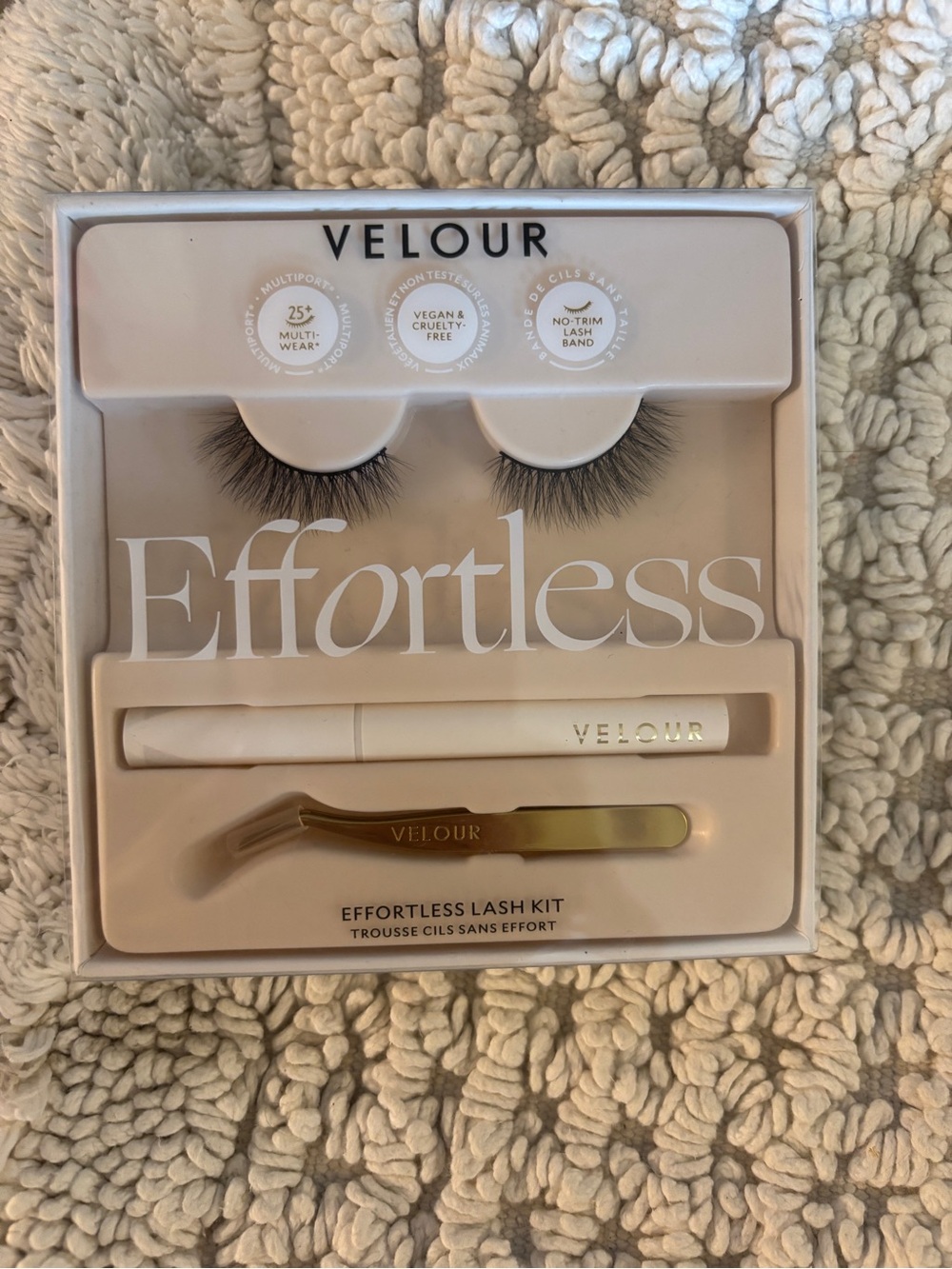 Velour Effortless Lash Kit - Black Lashes with Gold Tweezers